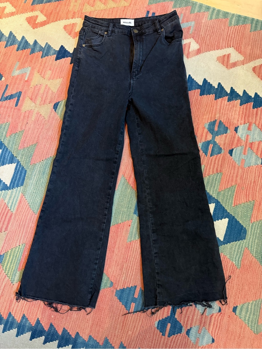 ROLLA'S Women’s Black wash East coast flare crop size 30